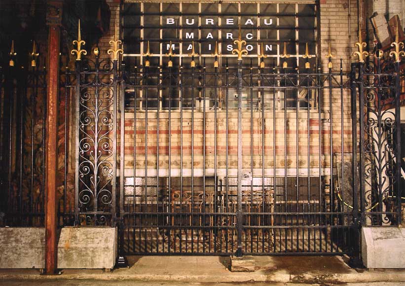 Main gate with 100 linear feet of railing-0