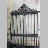 Door gates in cast iron and wrought iron.