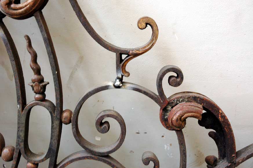 Door gates in cast iron and wrought iron.-5