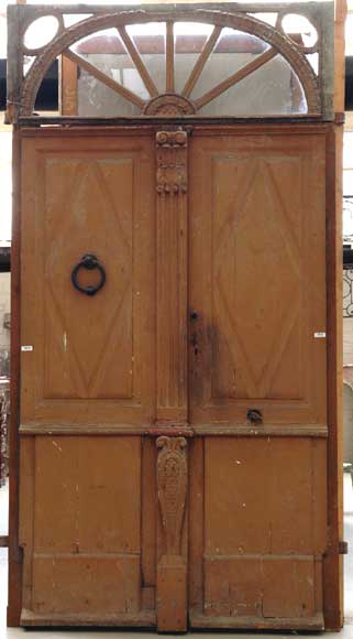 Double_oak_door.jpg