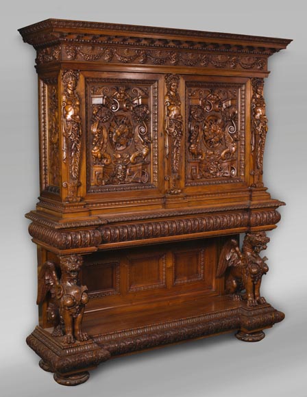 A sumptuous sculpted credenza coming from an exceptional furniture set realized by Moses Michelangelo Guggenheim for the Palazzo Papadopoli in Venice, Italy-1