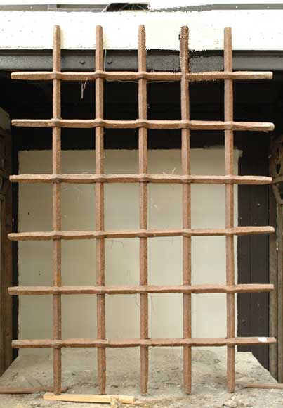 Antique protective grille-0