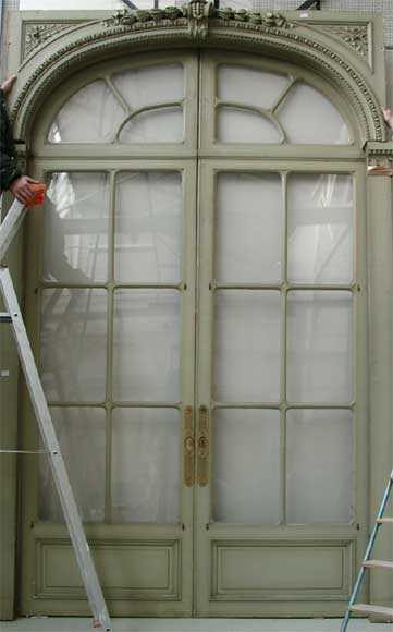 Double_sliding_door.jpg