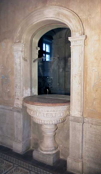 Stone_baptismal_font.jpg
