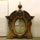 Pair of big cast iron oeil de boeuf with finial ball. - Reference 0859&nbsp;Height&nbsp;4' 8'' ¼&nbsp;&nbsp;&nbsp;143cm