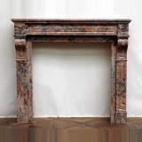 Cheminée à modillons et panneaux  - Réf.0937&nbsp;Largeur&nbsp;114cm&nbsp;Hauteur&nbsp;104cm
