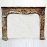 Clic droit pour ouvrir dans un nouvel onglet/fenêtre et imprimer la photo de la réf. 1019 Cheminée Louis XV du XVIIIe siècle en marbre Sarrancolin
