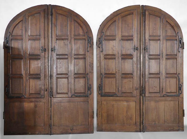 Important pair of doors in oak with flaps-0
