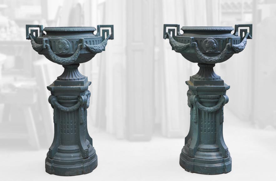 Pair of cast iron Louis XVI style vase with theirs originals bases-0