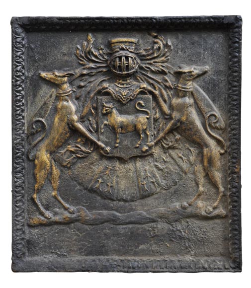 Important antique fireback with Jean Bouhier de Savigny coat of arms, first half of the 18th century-0