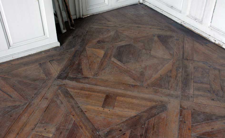 Paneled room and rare parquet flooring from the 18th century-29