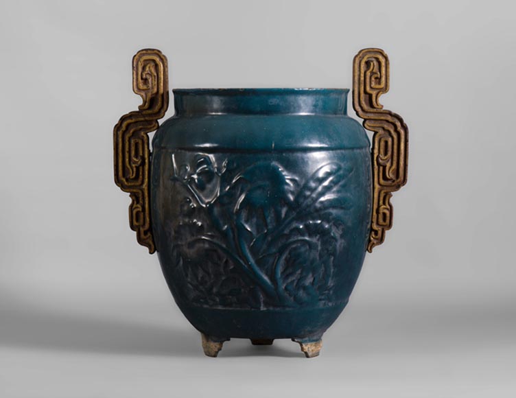 Beautiful antique garden vase in blue enameled cast iron, 19th century-0