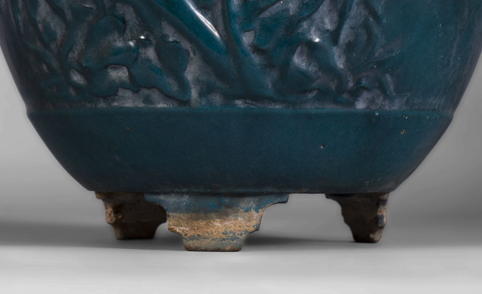 Beautiful antique garden vase in blue enameled cast iron, 19th century-3