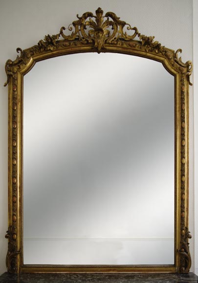 Beautiful Mirror beautiful antique gilded overmantel mirror with shells and flowers Beautiful Mirror beautiful antique gilded overmantel mirror with shells and flowers