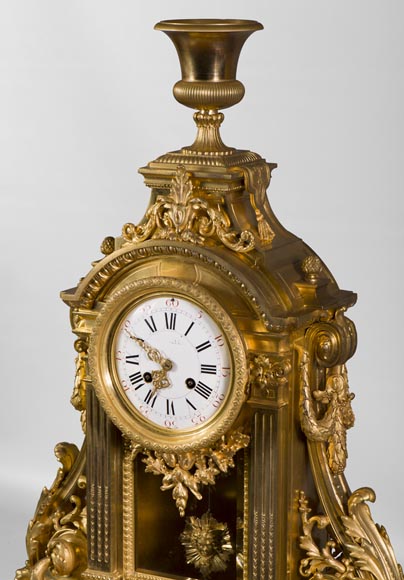 Important Louis XVI style gilt bronze clock with solar mask, Napoleon 3 period-6