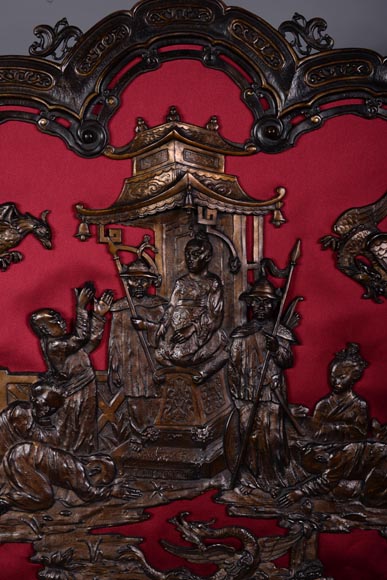 Maison MARNYHAC (att. to) - Antique Chinese style firescreen in brown patina bronze, second half of the 19th century-1