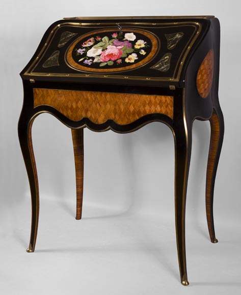 Julien-Nicolas RIVART (1802-1867) - Curved writing desk with lozenges marquetry And flowers bouquet in porcelain inlay-1