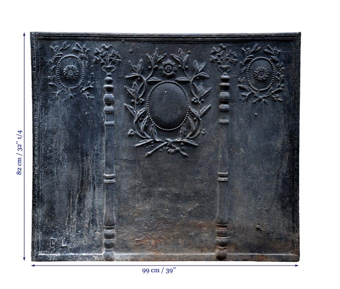 Large antique cast iron fireback with pillars of Hercules and Louis XVI style laurel branches-7