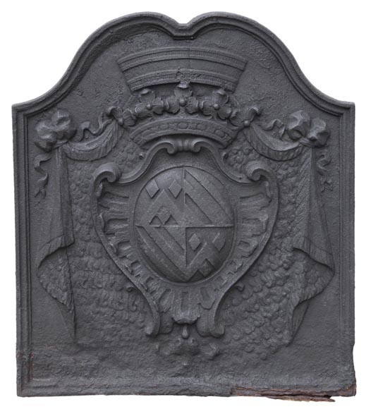 Beautiful antique cast iron fireback with the Fyot family coat of arms, 18th century-0