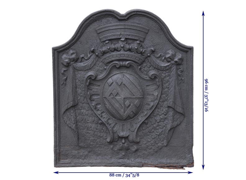 Beautiful antique cast iron fireback with the Fyot family coat of arms, 18th century-7