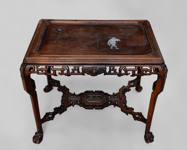 Japanese style table, openwork wooden friezes, top decorated with a japanese hunter-2