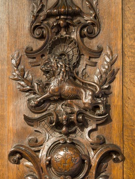 Richly carved Neo-Renaissance style buffet-10