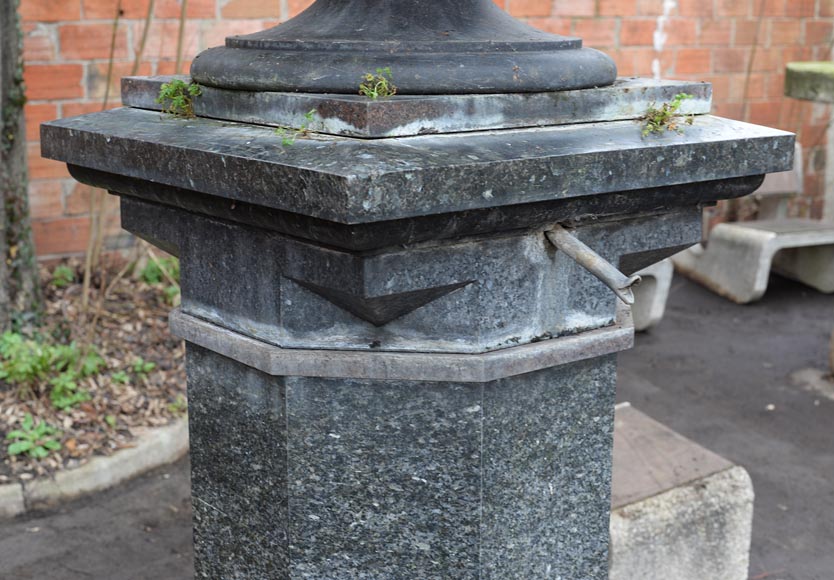 Antique large urn in French granite, mid-19th century-5