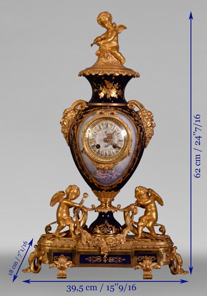 Napoleon III style clock, in Sèvres night blue porcelain and gilded bronze-10