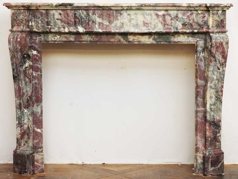 Fleur_de_pecher_marble_Transition_style_mantel_.jpg