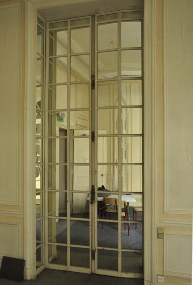 Three pairs of interior shutters made of metal with mirrors-2