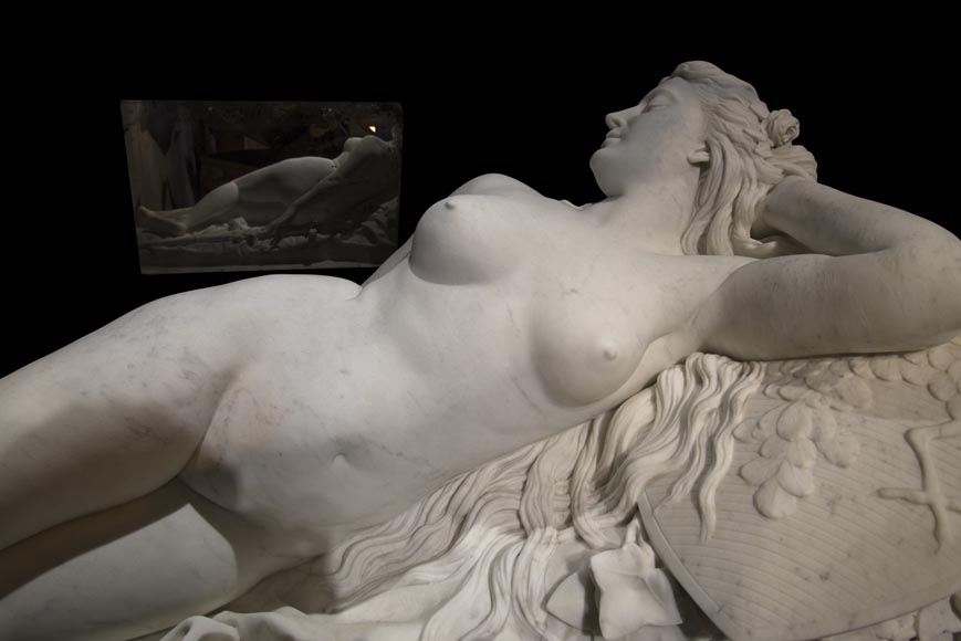 Splendid Statuary Carrara marble statue representing « Armida's dream » by Amand-Désiré-Honoré Barré, World's Fair of 1878-4