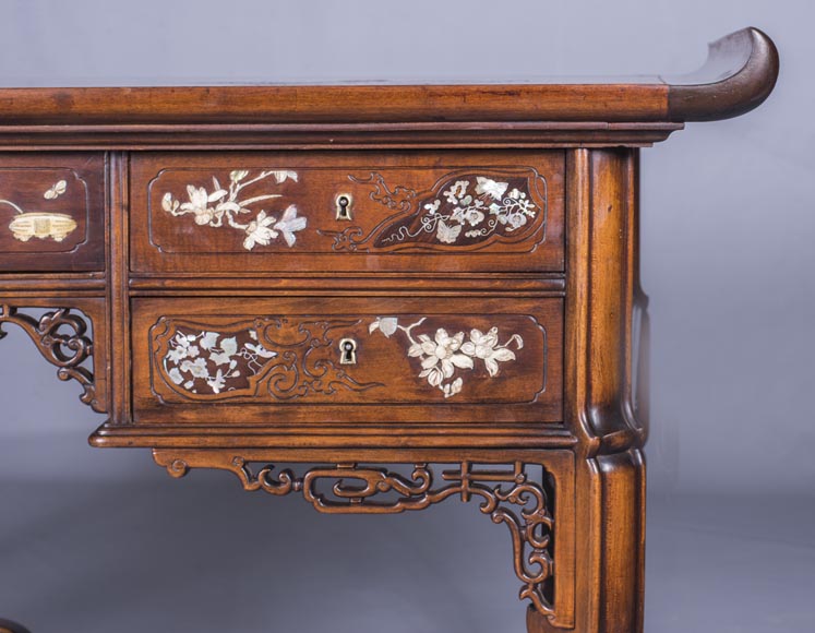 Maison des Bmbous Alfred PERRET and Ernest VIBERT (attributed to) - Japanese flat desk with mother-of-pearl and ivory decoration-5