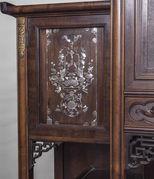 Gabriel VIARDOT (1830-1906) - Japanese style shelf cabinet with mother of pearl decoration-7