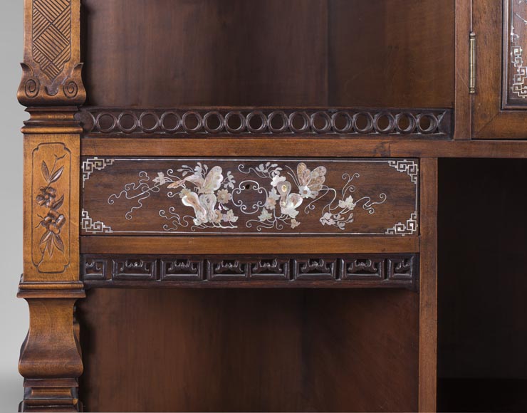 Shelves cabinet of Far Eastern inspiration, decorated with floral vases in mother-of-pearl and ivory-8