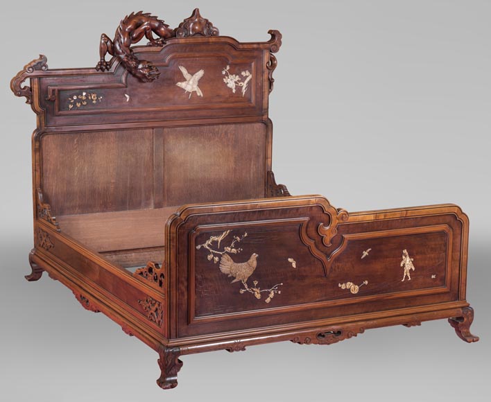 Antique bed of Far Eastern inspiration with engraved and inlaid bone decoration-0