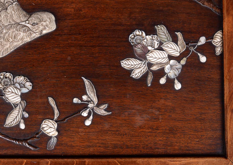Gabriel Viardot (attributed to), Japanese table with bones birds marquetery, circa 1870-1880-14