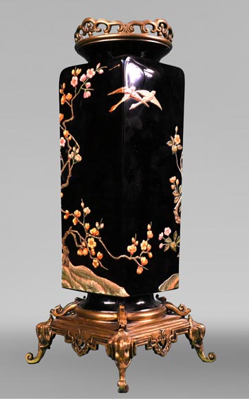 BACCARAT, Pair of vases with Japanese decoration of flowering trees and birds, circa 1880-2