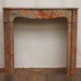 Pompadour mantel in Duquesa Rosa marble - Reference 1151 Width 3' 8'' ⅞ 114cm Height 3' 4'' ⅛ 102cm Pompadour mantel in Duquesa Rosa marble - Reference 1151 Width 3' 8'' ⅞ 114cm Height 3' 4'' ⅛ 102cm