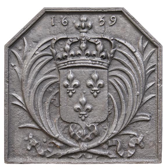 Cast iron fireback with the French coat of arms-0