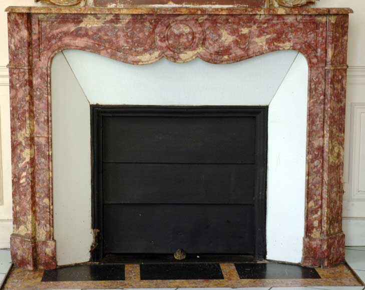 Pompadour_mantel_in_violet_Brocatelle_marble_from_Jura.jpg
