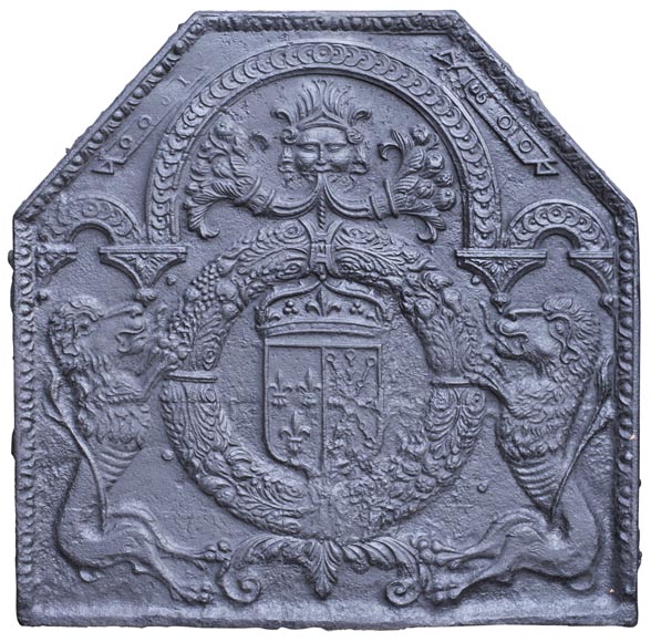 18th century fireback with French arms and lions-0