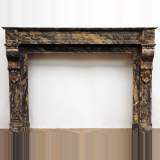 Marble mantel with bracket corbels - Reference 1175 Width 4' 6'' ¾ 139cm Height 3' 4'' ½ 103cm Marble mantel with bracket corbels - Reference 1175 Width 4' 6'' ¾ 139cm Height 3' 4'' ½ 103cm
