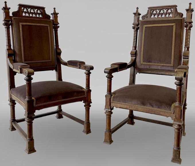Pair of Neo-Gothic walnut chairs, 19th century-0