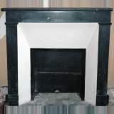 Small black marble mantel - Reference 1206&nbsp;Width&nbsp;3' 5'' ⅜&nbsp;Height&nbsp;3' 2'' ¼