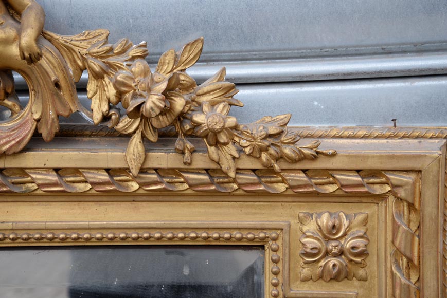 Beautiful antique Napoleon III style trumeau with putti and flowers decor in gilded stucco-4