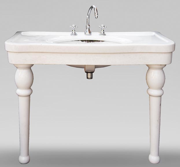 Two-footed earthenware washbasin-0