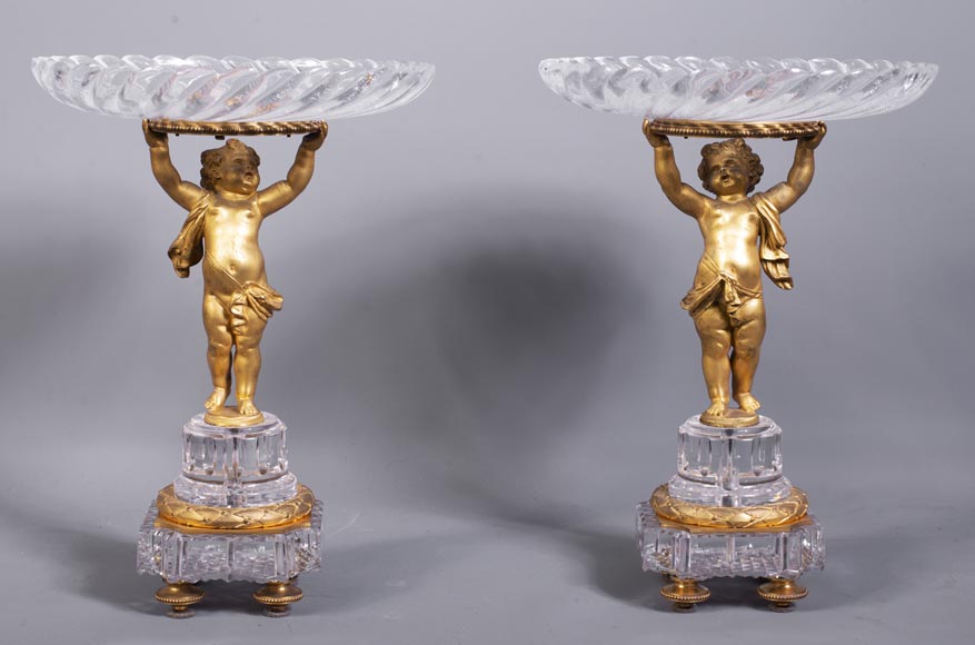 Surtout-de-table with putti in gilt bronze and Baccarat crystal-0
