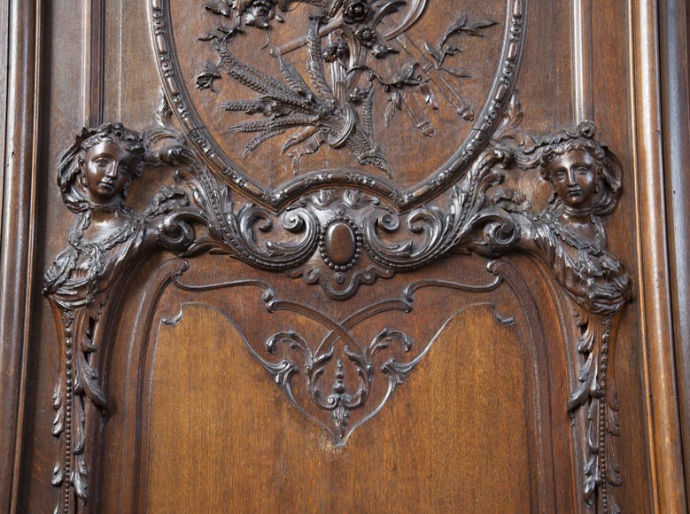 Set of carved oak panelling from the end of the 19th century-3