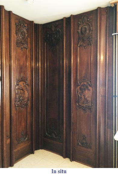Set of carved oak panelling from the end of the 19th century-17