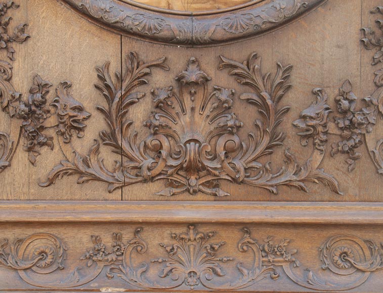 Important carved oak panelling from the 19th century-4